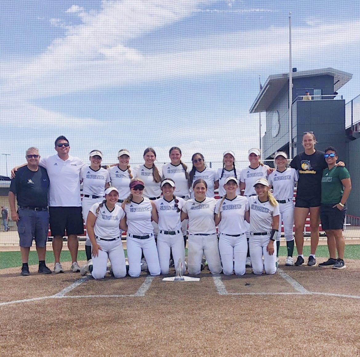 Congrats 18U Dennison for winning the <a href="/PGFMidwestReg/">Midwest PGF</a> tournament! Champions on and off the field! So proud of you! 💚 great way to send off our 12 seniors who will start their collegiate careers in a few weeks! 

<a href="/CoachThijs/">Thijs Dennison</a> <a href="/RonaldMichi1/">Ronald Michi</a> <a href="/christinat144/">Christina Toniolo</a> @marybeanie