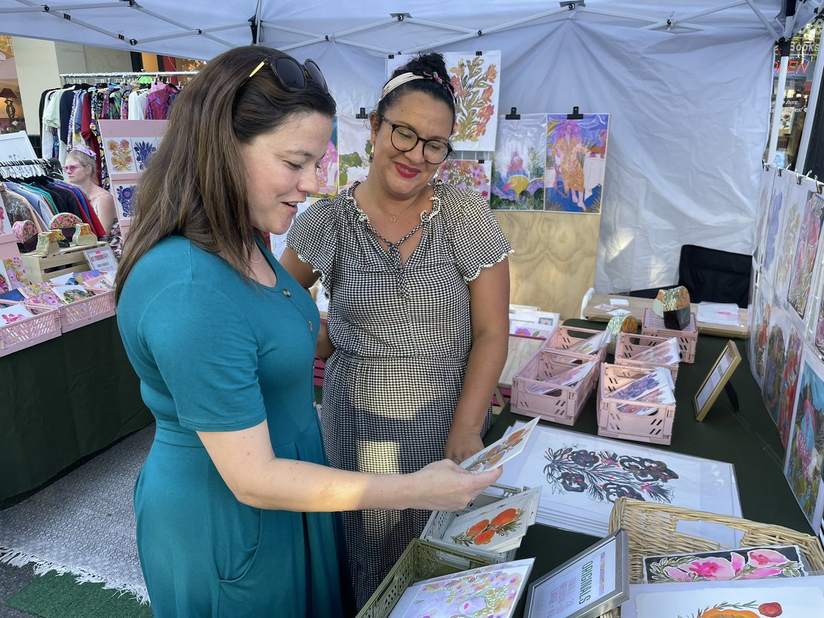 #commercialstreetnightmarket did not disappoint once again. Another amazing turn out. Looking forward to the next! #shoplocalnanaimo