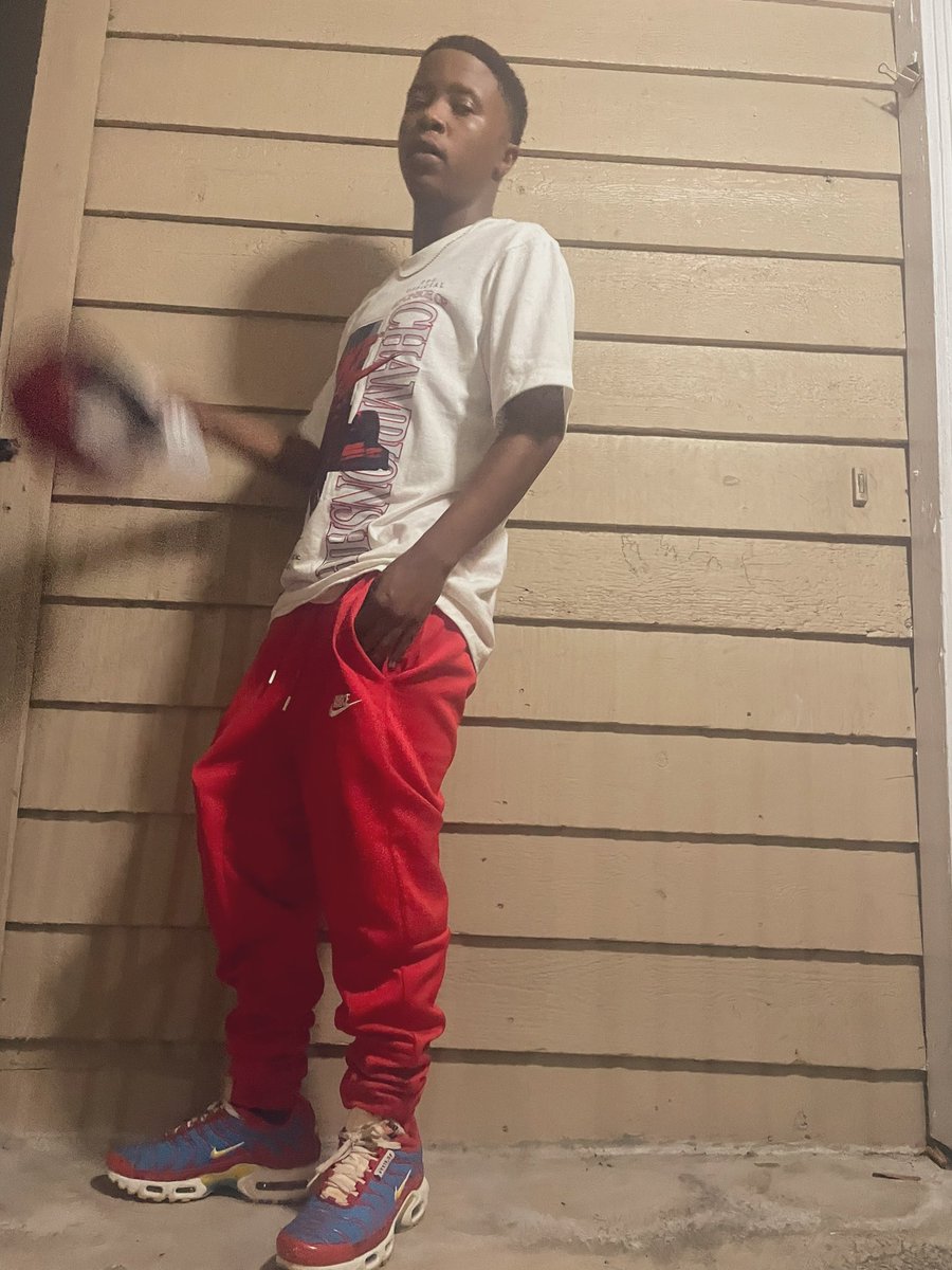 poppaaTEZ's tweet photo. #transmanthirstday 🏳️‍⚧️ https://t.co/DOzL1Tt0BZ