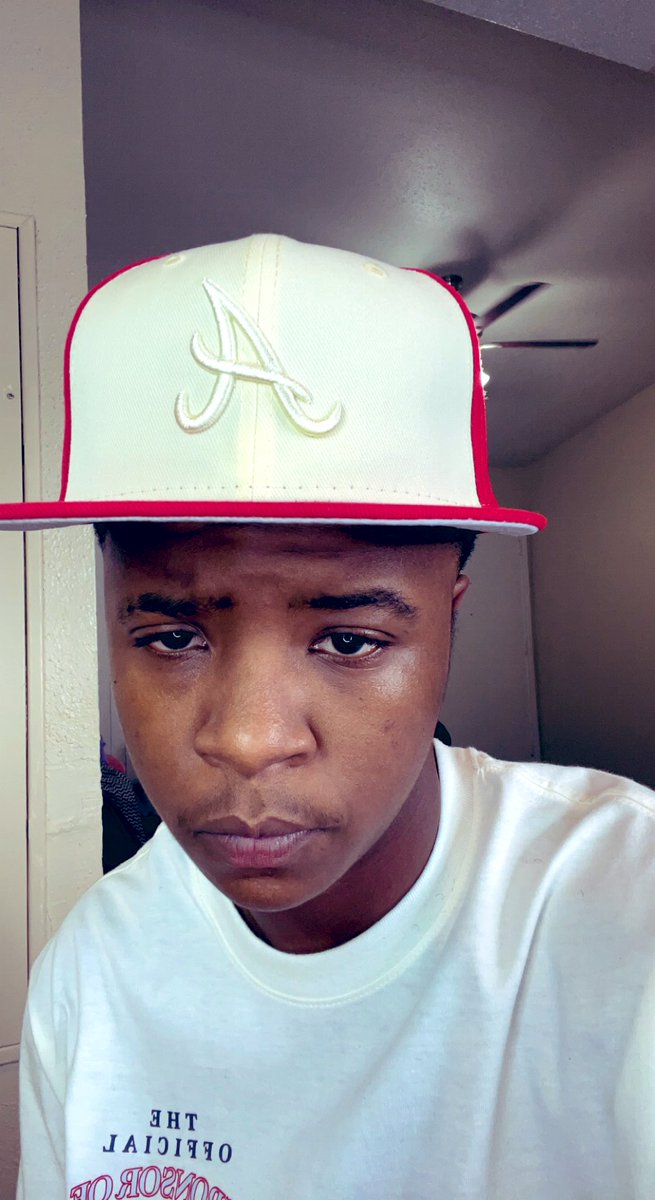 poppaaTEZ's tweet photo. #transmanthirstday 🏳️‍⚧️ https://t.co/DOzL1Tt0BZ