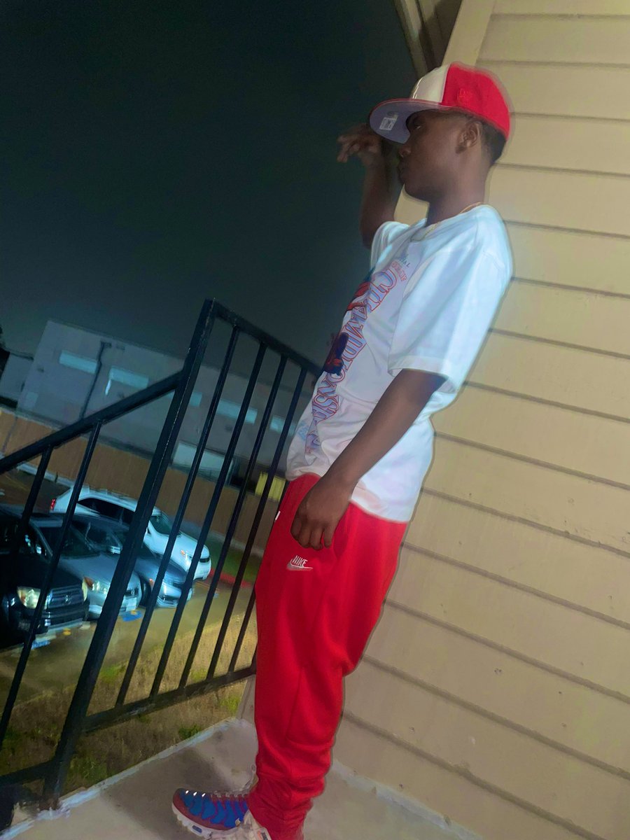 poppaaTEZ's tweet photo. #transmanthirstday 🏳️‍⚧️ https://t.co/DOzL1Tt0BZ