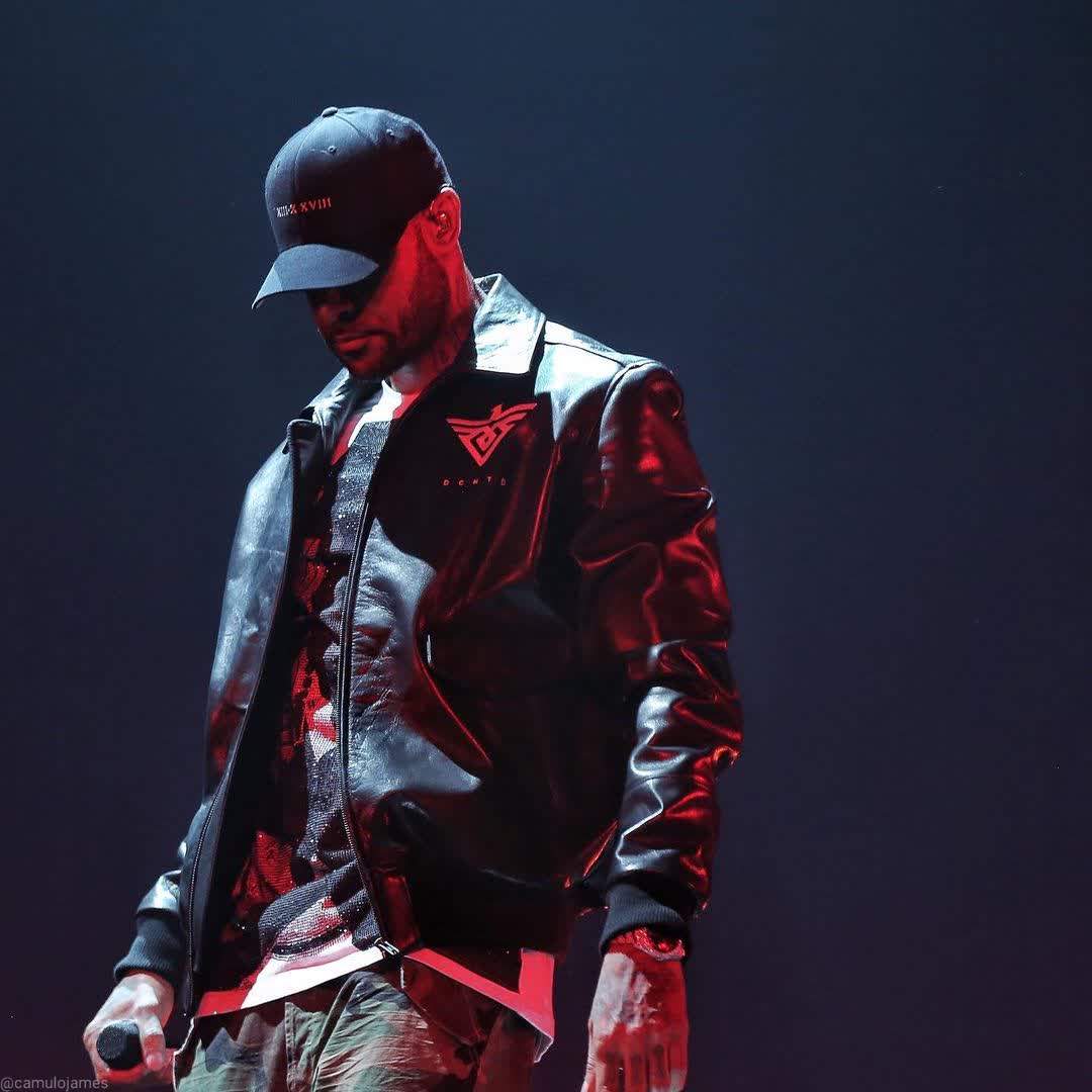 92secondesPRT's tweet photo. 🏴‍☠️ Booba a propos de son concert au Stade de France :

"Je veux toujours plus. C’est la consécration, quoi. Je l’ai rempli sans TF1, sans NRJ, sans piston. C’est une victoire pour moi et pour mon public, qui m’a toujours soutenu. Moi, à chaque fois, je sors des flammes" https://t.co/9ZNWeoiMtX