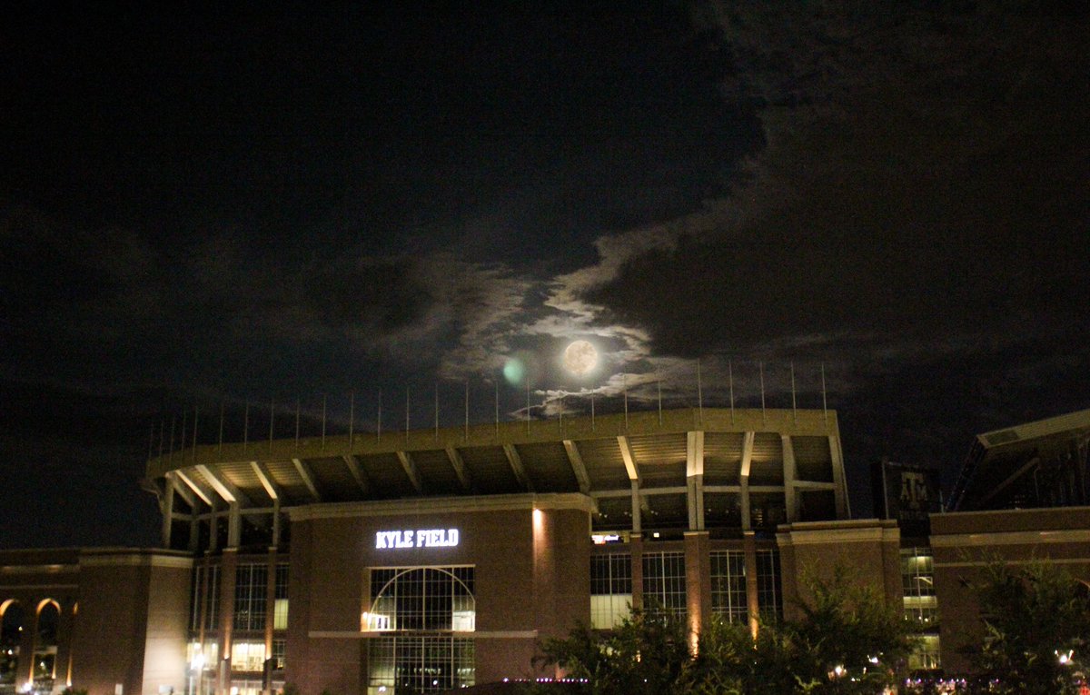 #NASAMoonSnap Sturgeon Moon over Kyle Field in College Station TX