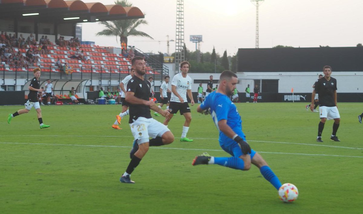 CDCastellon's tweet photo. Descanso en Paterna (0-1) 

Vence el @cdcastellon gracias al gol del jugador de Atzeneta, @Nachogimenoo 

#PPO100👂 https://t.co/CFxTfeFllo