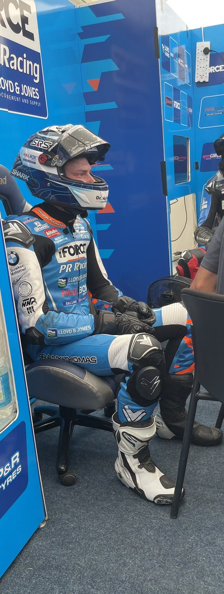 despite the heat amazing muscle activity data collected with future champ Dan Jones 💪📊🏍 #bsb2022 #biomechanics #motorsportbiomechanics