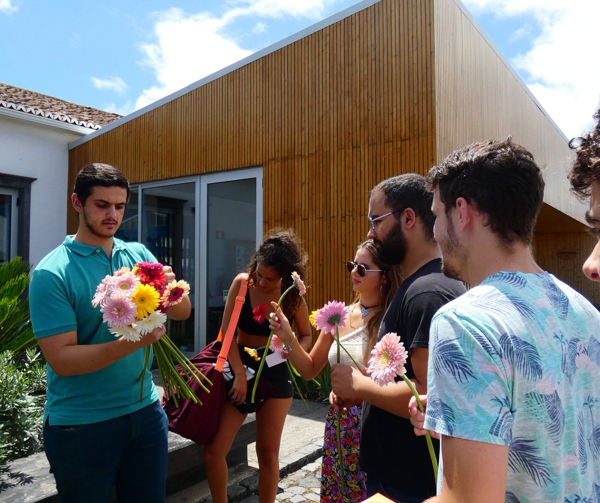 andrefmpontes98's tweet photo. Celebrar o Dia Internacional da Juventude com os nossos, na nossa terra! ✌️

#RibeiraGrande #JSDRibeiraGrande #InternationalYouthDay https://t.co/8cYIH5H6Qr