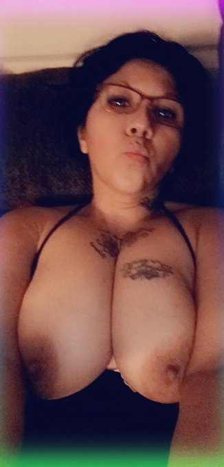 I could go for a threesome with these two ladies, @TrishDanny3 and @Cali_Lovecox A GILF and a hotwife<a href="/tag/wcw"class="tags"><span>#wcw</span></a>