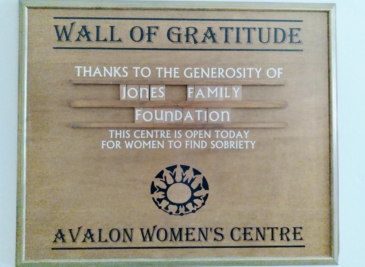 AvalonRecovers's tweet photo. A special post of gratitude for the long term generous support of The Trevor and Dixie Jones Family Foundation @RealogicsSIR . Thanks to them, we have been able to serve more women than ever providing free counselling, more meetings and extended drop-in Centre hours⁠ https://t.co/W6ZUENV2l5