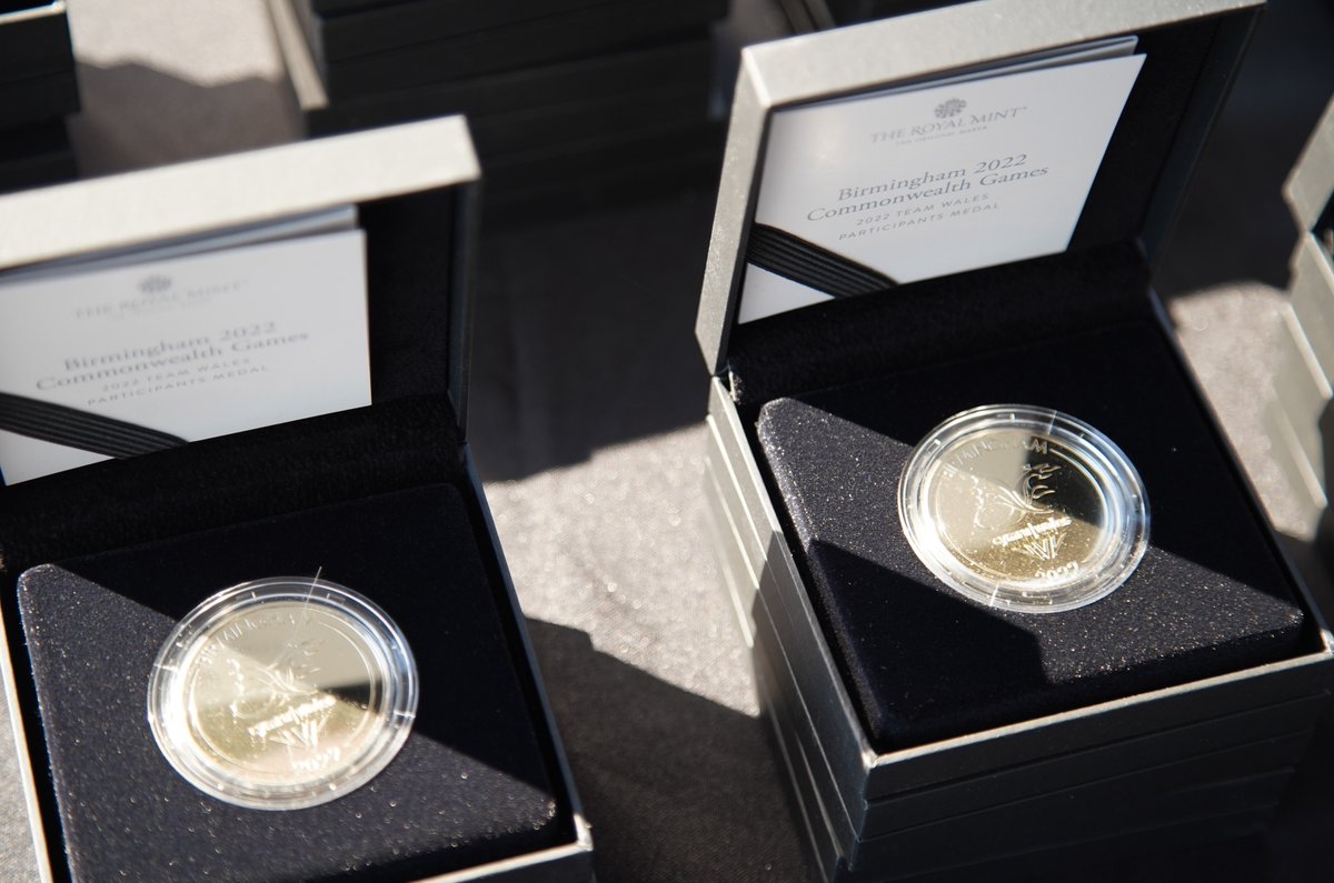 Oh what a night! 🎉

Diolch <a href="/TeamWales/">Tîm Cymru 🏴󠁧󠁢󠁷󠁬󠁳󠁿 Team Wales</a> 🏴󠁧󠁢󠁷󠁬󠁳󠁿 for inspiring us all during the Commonwealth Games. 

We couldn’t be more proud 👏 

#TeamWales #B2022

<a href="/WelshGovernment/">Welsh Government</a> <a href="/sportwales/">Sport Wales</a> <a href="/VisitCardiff/">Visit Cardiff</a> <a href="/visitwales/">Visit Wales 🏴󠁧󠁢󠁷󠁬󠁳󠁿</a> <a href="/cardiffcouncil/">Cardiff Council</a> 

Photos:Wales news service