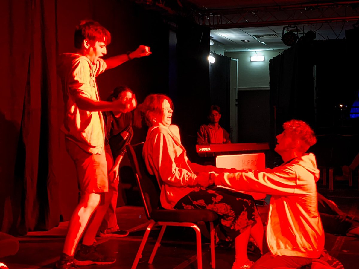 The ever-excellent <a href="/watchthisimprov/">Watch This Improv</a> performing an exorcism in tonight's grandma-themed horror film, "is she dead or is she sleeping?" highly recommend! <a href="/theSpaceUK/">theSpaceUK</a> #edfringe22 #edprov