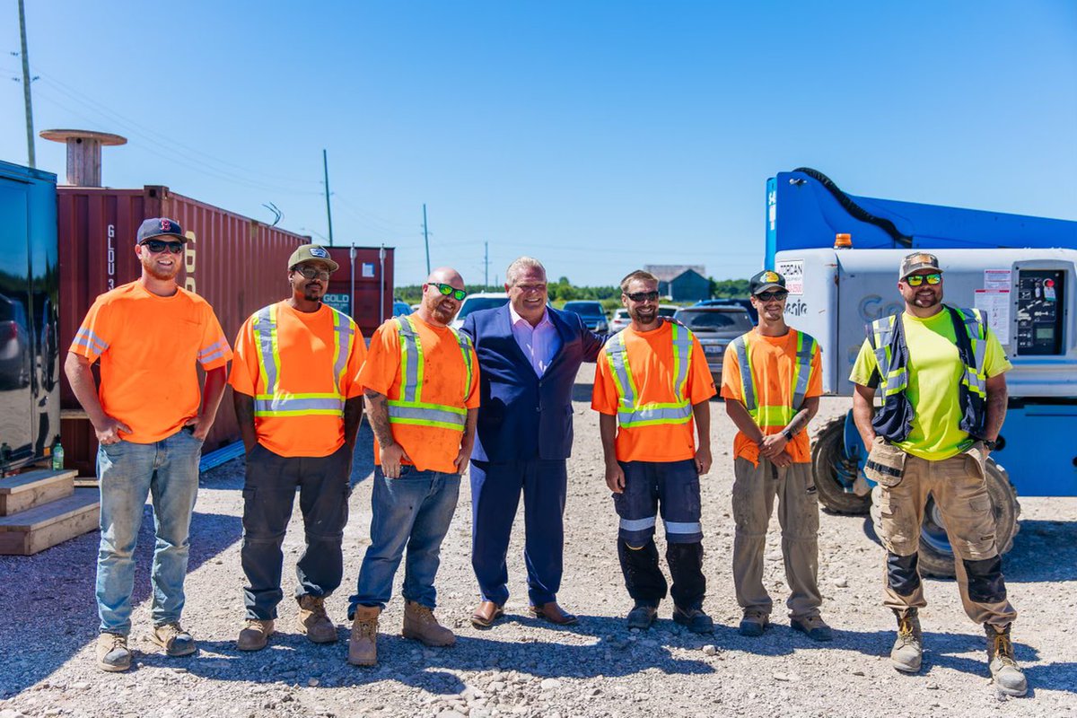 Friends, we are making Ontario the best jurisdiction anywhere in the world for businesses to grow &amp; #workers to thrive.

That’s why I was in beautiful Dundalk today to announce an #investment of $500,000 to support <a href="/mygreenlid/">Greenlid</a> bringing its entire #SupplyChain back to #Ontario.