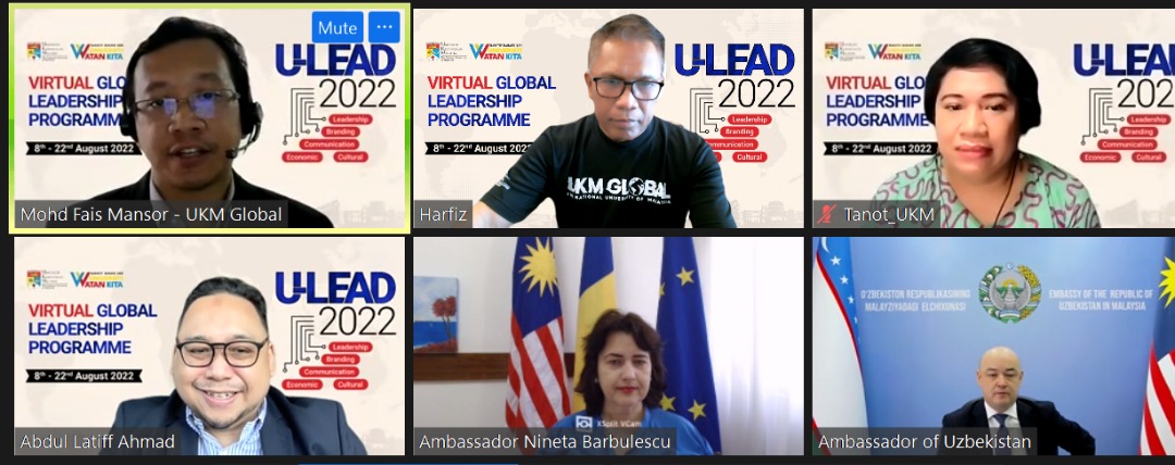 ROinMalaysia's tweet photo. Ambassador @NinetaBarbules1 was panelist #GlobalLeadersProgram @U-LEAD2022 organised by @ukm_my for #Malaysia #Bangladesh #China #Japonia #UAE students. Challenges of pursuing diplomatic careers, bilateral relations ๐ท๐ด๐ฒ๐พ @StudyInRomania #visitRomania @MAERomania @MYEmbBucharest https://t.co/44ZlWjvC2j