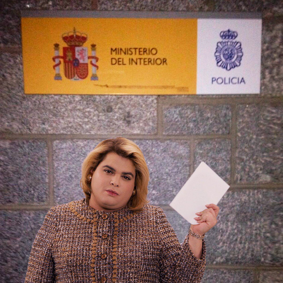 hhhuggoo's tweet photo. mas vale q sea paquita salas t4 https://t.co/g8wXRhONTL