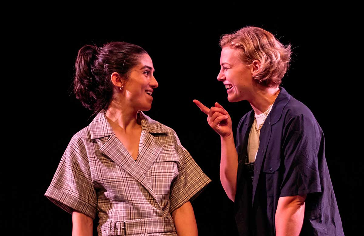 TheStage's tweet image. ★★★★ Review: Autopilot – stylishly staged two-hander about love and artificial intelligence @BenNorris7 @ThePleasance @BillsMum_ #EdFringe  bit.ly/3QnqMjM