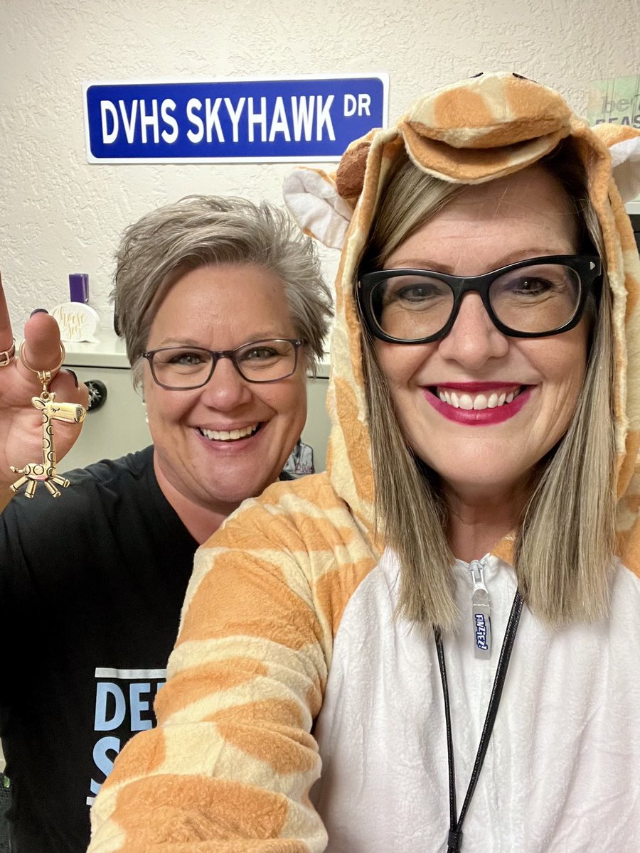 Melissa McCusker tweet media