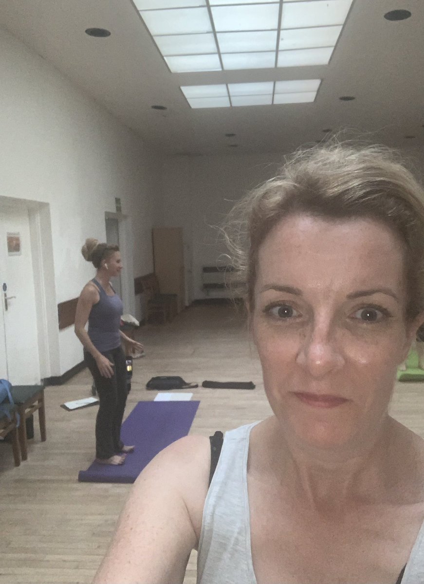 Evening pilates with the fabulous Lucy Filce - my #BSOLActive challenge is to try and go once a week (not easy to find the time) as it really helps with my back pain, posture, core strength and general well-being 🧘‍♀️#WeActiveChallenge