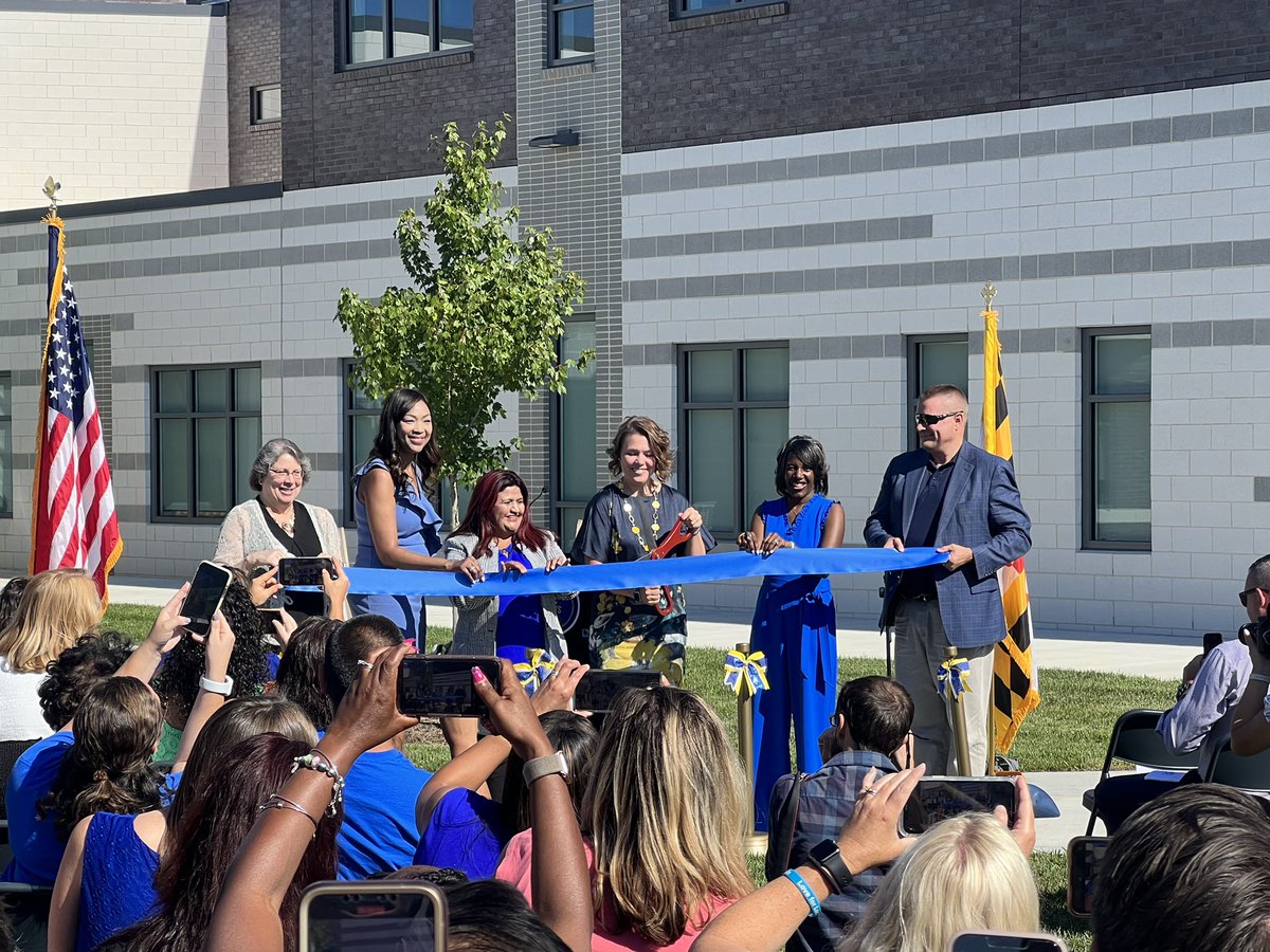 Elizabeth Villacis tweet media