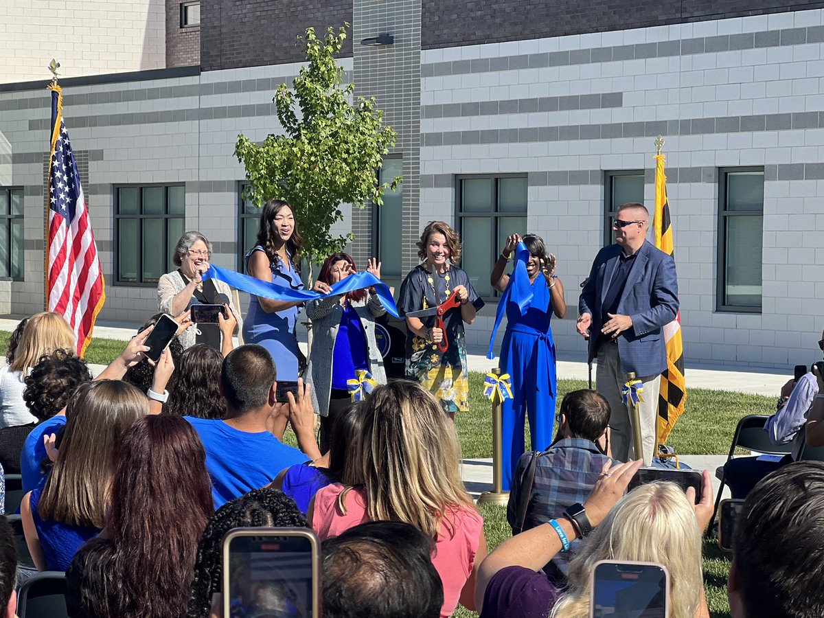 The International Office is proud, happy and grateful to be part of the <a href="/FCPSWaverley/">Waverley Elementary School</a>. Special thanks to <a href="/FCPSJIvins/">Julie Ivins</a> for making us feel welcome and part of the Waverley family. Here are few pictures of the cutting ribbon ceremony held today. Cheers to an awesome SY23 🙌 🙌