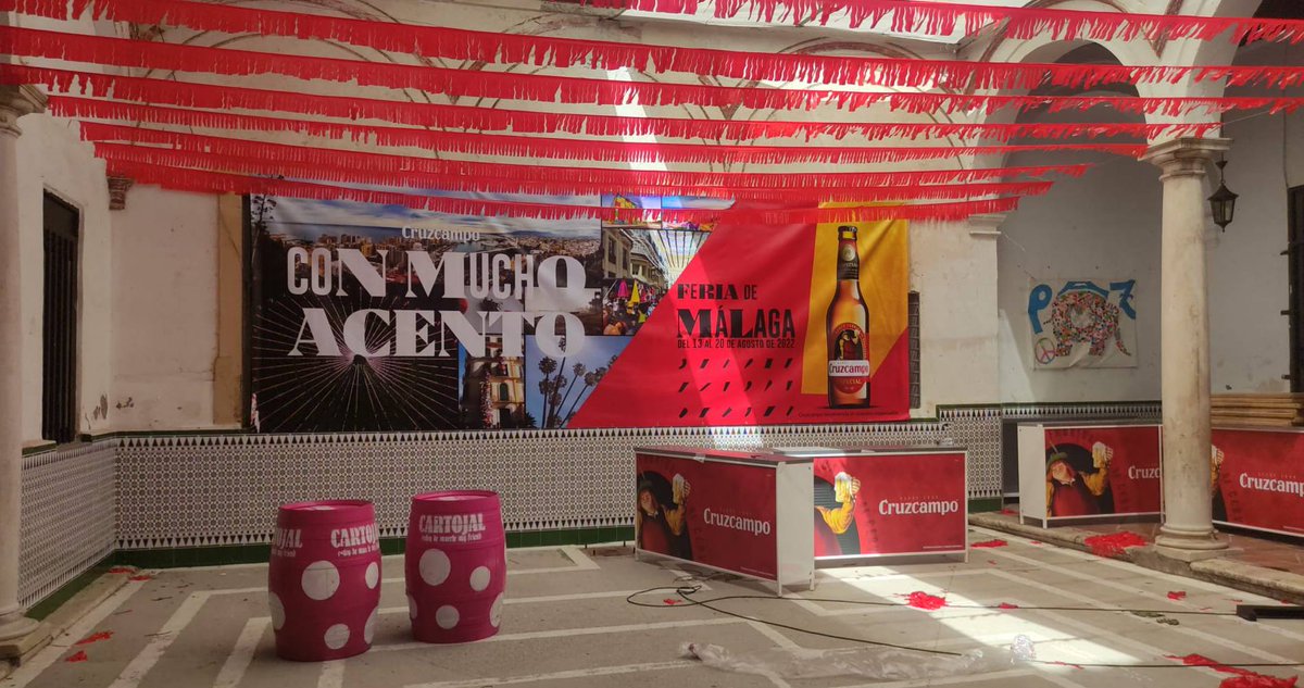 PlaqueEventos's tweet photo. Trabajando hasta el último detalle en el montaje para celebrar #ConMuchoAcento y #Cruzcampo la #FeriadeMálaga del 13 al 20 de agosto 🤩🍺 !Preparad@s para darle la bienvenida a este gran evento!👌 

#montajedeeventos 
#activaciondemarca 
#producciondeeventos 
#ConMuchoAcento https://t.co/eX7lJCQ0dY