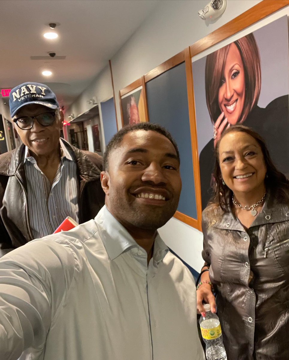 Adam Hollier tweet media