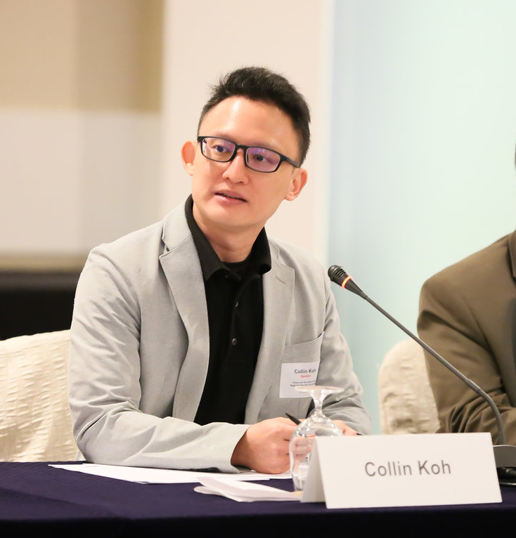 DefenseOne's tweet photo. 🎧We unpacked the recent Taiwan Strait crisis in our newest #DefenseOneRadio podcast, featuring @CollinSLKoh and @becca_wasser.
And @caitlinmkenney visited “the largest international maritime exercise in the world” near Hawaii.
Listen in here: https://t.co/0jSJWKxZzE https://t.co/tyMK31dklA