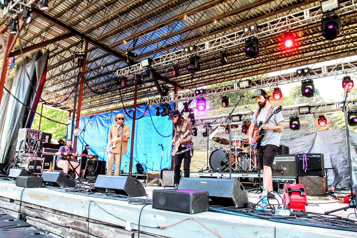 Richmond, VA! See y’all TONIGHT at Banditos Burrito Lounge at 8pm! 🤘🔥

📸: Casey King