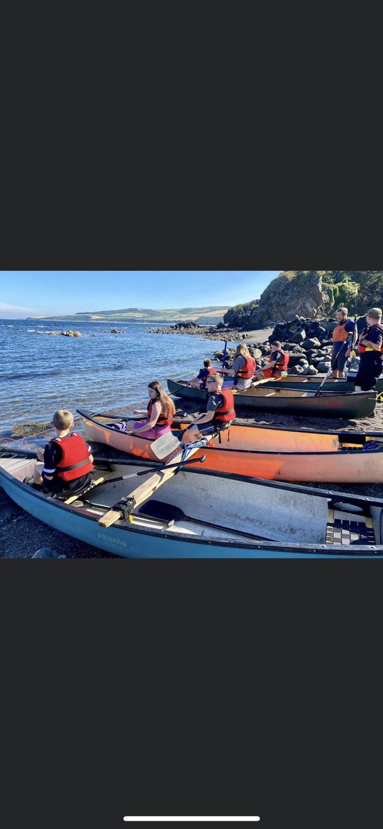 CLD_SAC's tweet photo. Canoeing at Dolphin House today with Lochside youth club! β΅οΈ
#LochsideOnTour
#SASummer22
#ThrivingCommunities https://t.co/mj5GlVglWm