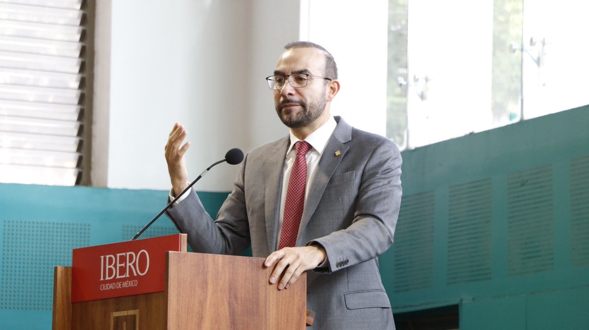 IBERO_mx's tweet photo. #DíaB ¡Cada generación de estudiantes que ingresa a la IBERO es ocasión de alegría, es una oportunidad que tiene nuestra comunidad universitaria para renovar su mirada del mundo! Nos enriquecemos con nuevas perspectivas y enfoques. ¡Ganamos en creatividad y talento!: #RectorIBERO https://t.co/o7s1VqqHKd