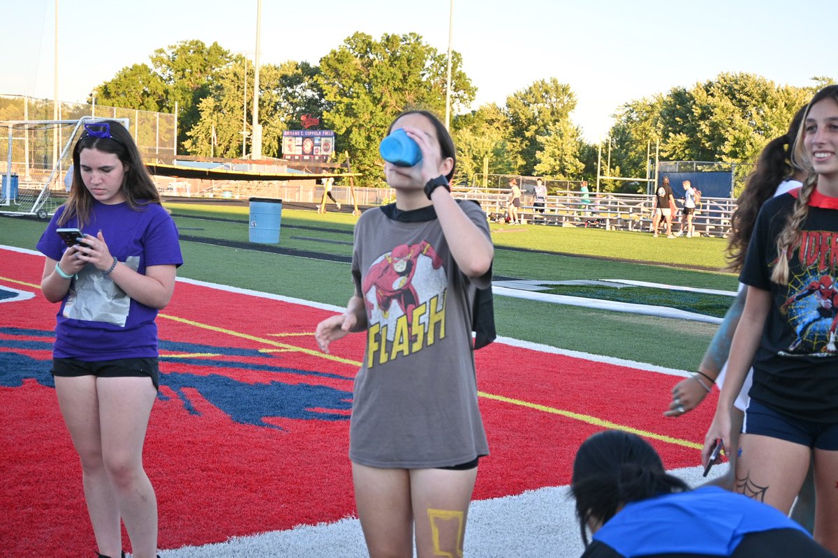 fitch_xc's tweet photo. Milk Mile challenge! https://t.co/trGmi3C40F