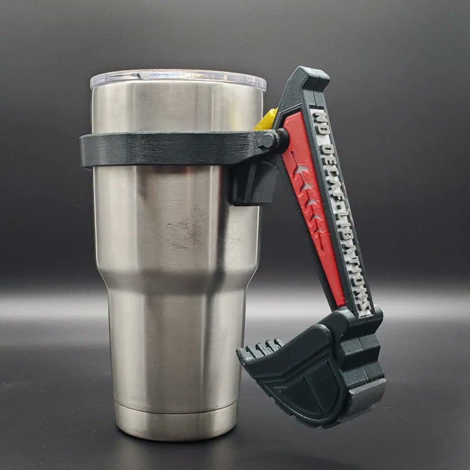 BeetleBuild's tweet photo. No disintegrations...or decaf-libations ๐
Testing an update to my shovel handle and having some fun with colors/theme.
Trying to find a balance between durability, minimal post processing, and ease of assembly.
#3Dprinting #3DDesign #3Dprint #practicalprints @AtomicFilament https://t.co/8MwWkUBH6K