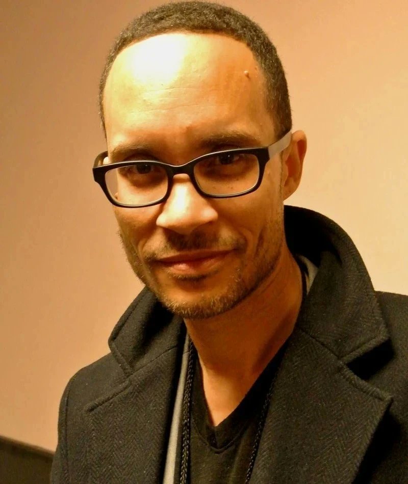 FILMFAAAF's tweet image. Day Three of the #LakefrontFilmFest will feature writer/director Theodore Witcher in our Storytellers section. Witcher, who wrote the Black Love cult classic, Love Jones, will discuss his film and career. For ticket and pass information, visit lakefrontfilmfest.com.