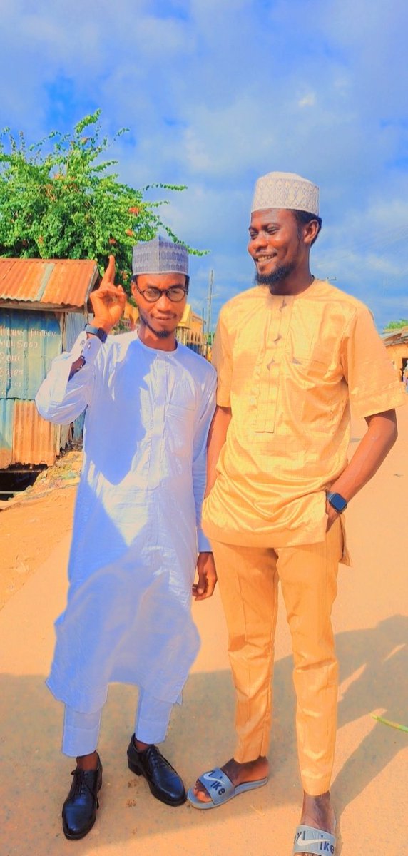 FreshrouN's tweet image. Jk to u mah pipul