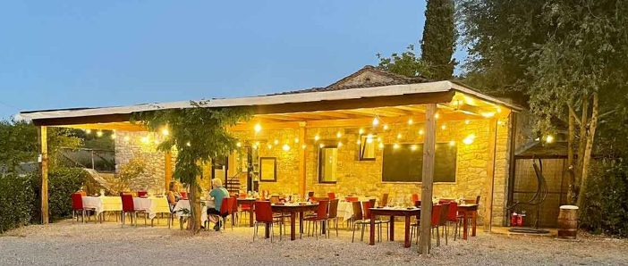 valdichianaoggi.it/turismolibri/a… - A Gaiole in Chianti  apre l’Osteria di Meleto #valdichianaoggi #valdichiana