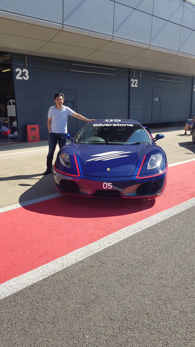 Vincent_Teoh's tweet photo. Had a fun day out experiencing some fast cars (& faster OLED monitors) at the #ROGApex #ROGOLEDMonitor event in @SilverstoneUK. https://t.co/Tex3XwAQYj