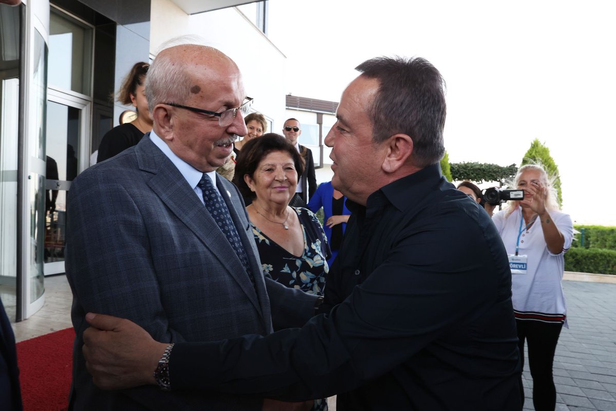 Muhittin Böcek