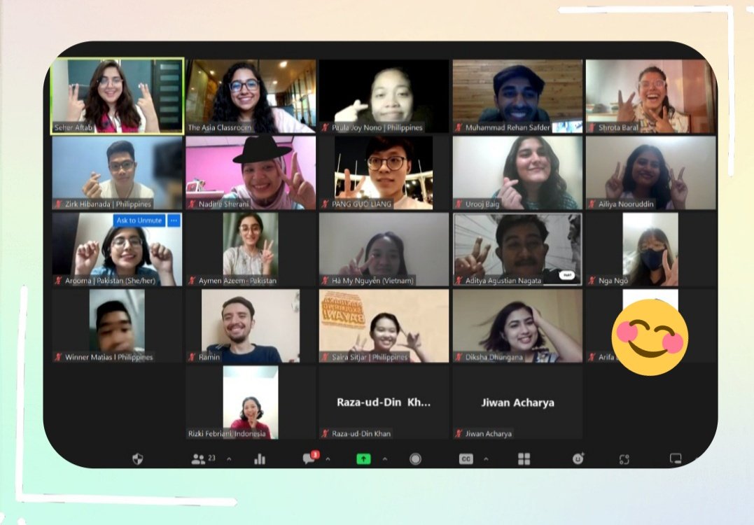 AsiaClassroom's tweet photo. Today's session was all about getting to know each, and forming a regional solidarity between our participants from across Asia.
Happy International Youth Day!!! 
#InternationalYouthDay2022 
#YouthDay2022 #HumanRights #TheAsiaClassroom #onlinelearning #onlinecourses #asia https://t.co/julS6VjtaM