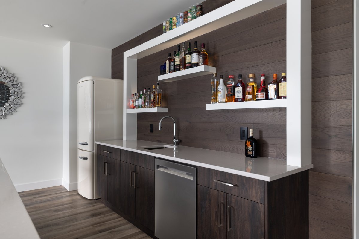 NorelcoCabinets's tweet photo. Two cabinets walk out of a bar...
...one says to the other, "you walking home?"
"Nah, I'm cabinet."
.
Happy Friday! 🍻
.
@dlchokanagan
#norelcocabinets #customcabinetry #bar #homebar #saturday #jokes #barinspo #custombar https://t.co/COlCtaX6SW