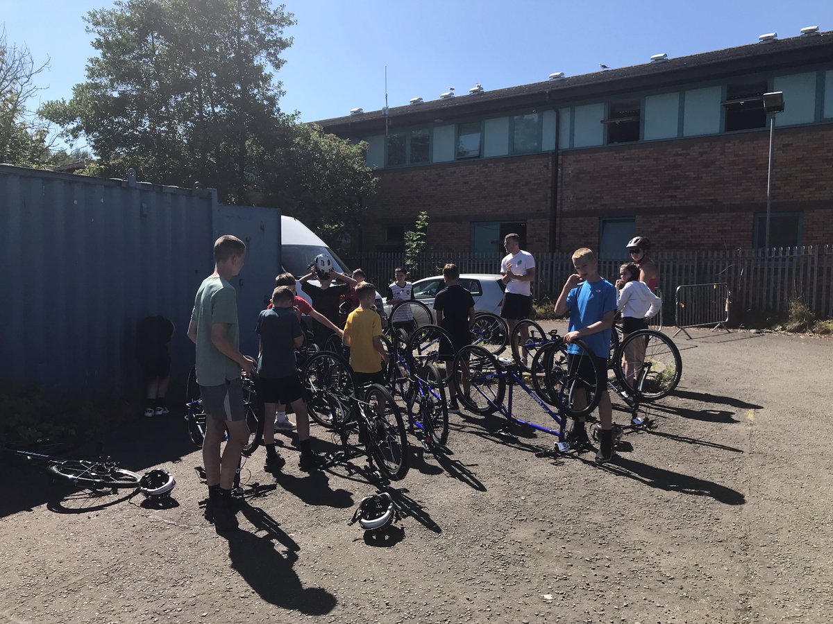 Big day in the hot Sun for the kids from Castlemilk Youth Complex doing the last day of the Rock Up and Ride sessions. <a href="/YouthComplexCYC/">YouthComplex</a> <a href="/ScottishCycling/">Scottish Cycling</a>  <a href="/Glasgow_Sport/">Glasgow Sport</a>