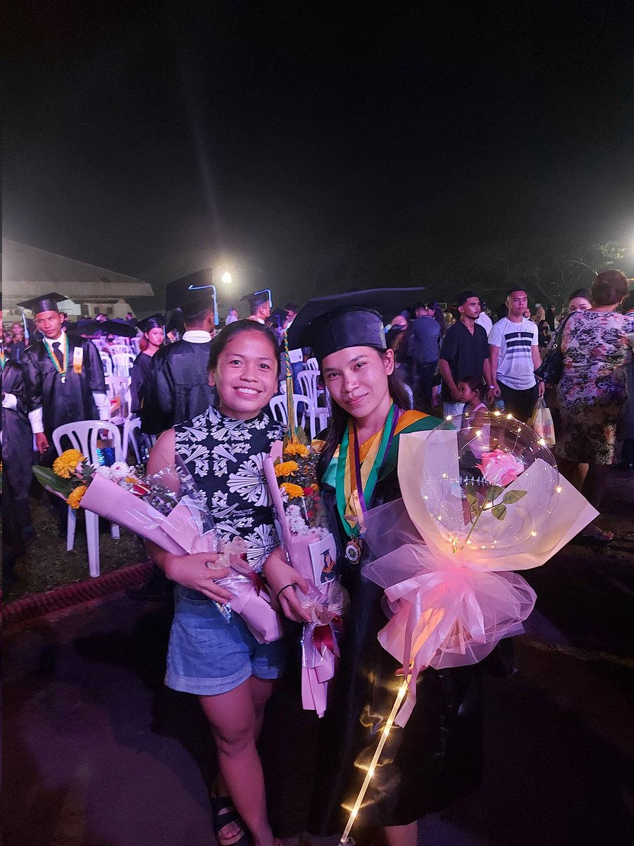 belachiiing's tweet photo. Congratulations Aika &amp; Tricia!!🌸❤️ 
Proud kaayo si Jillian ninyo duha. Labyuu🥳😘 #VSUGrad https://t.co/jW8E4s29c4