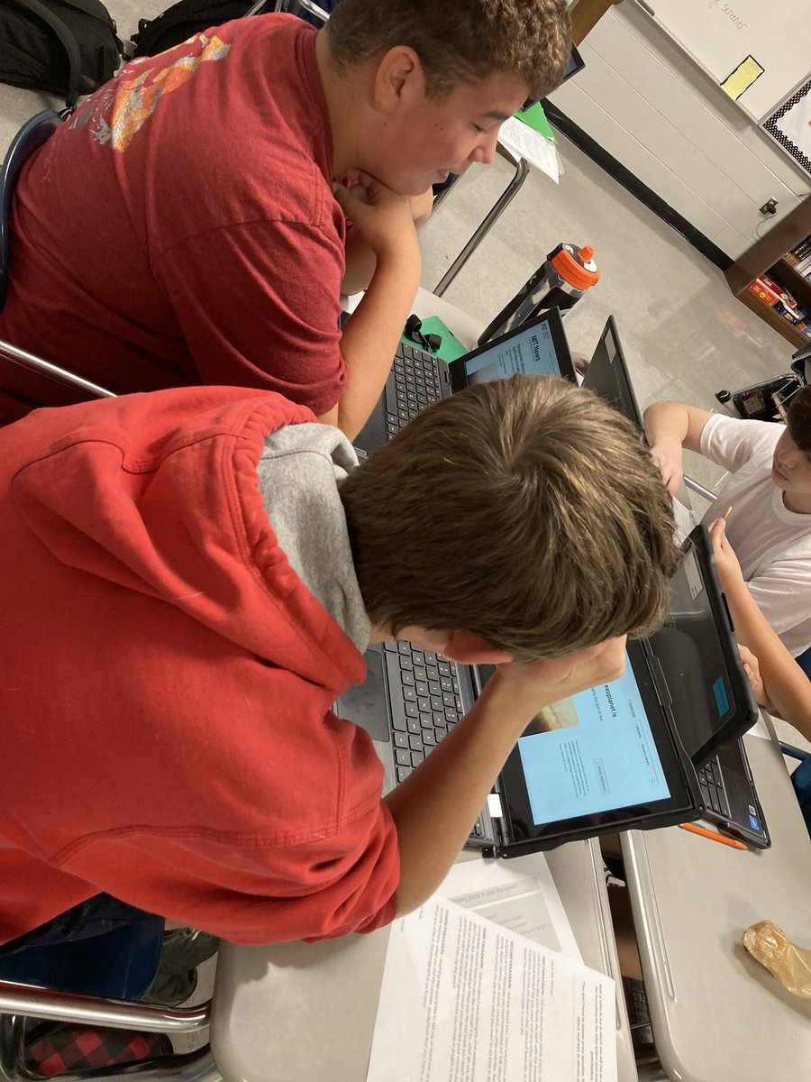 Tigerscms's tweet photo. Ms. Winner’s 8th ELA class collaboratively deciding if a website is credible or not, looking for evidence of credibility, and discussing why this important @Amplify #proveyouranswer https://t.co/3mUpan5Dhx