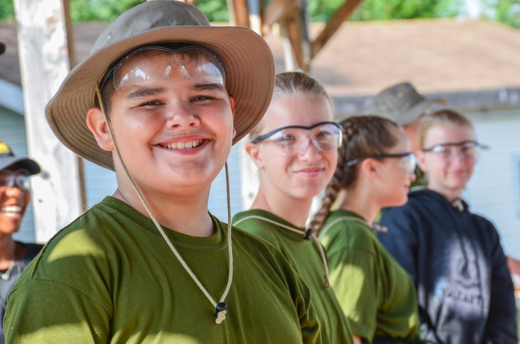 ForcesCanada's tweet photo. On retrouve ces futurs dirigeants dans les collèges militaires royaux, dans les programmes pour jeunes Autochtones et dans les plus de 1000 corps/escadrons de cadets et 150 patrouilles de Rangers juniors canadiens partout au Canada #MesFAC #JournéeInternationaleDeLaJeunesse 2/2 https://t.co/lFPPIxFkHE
