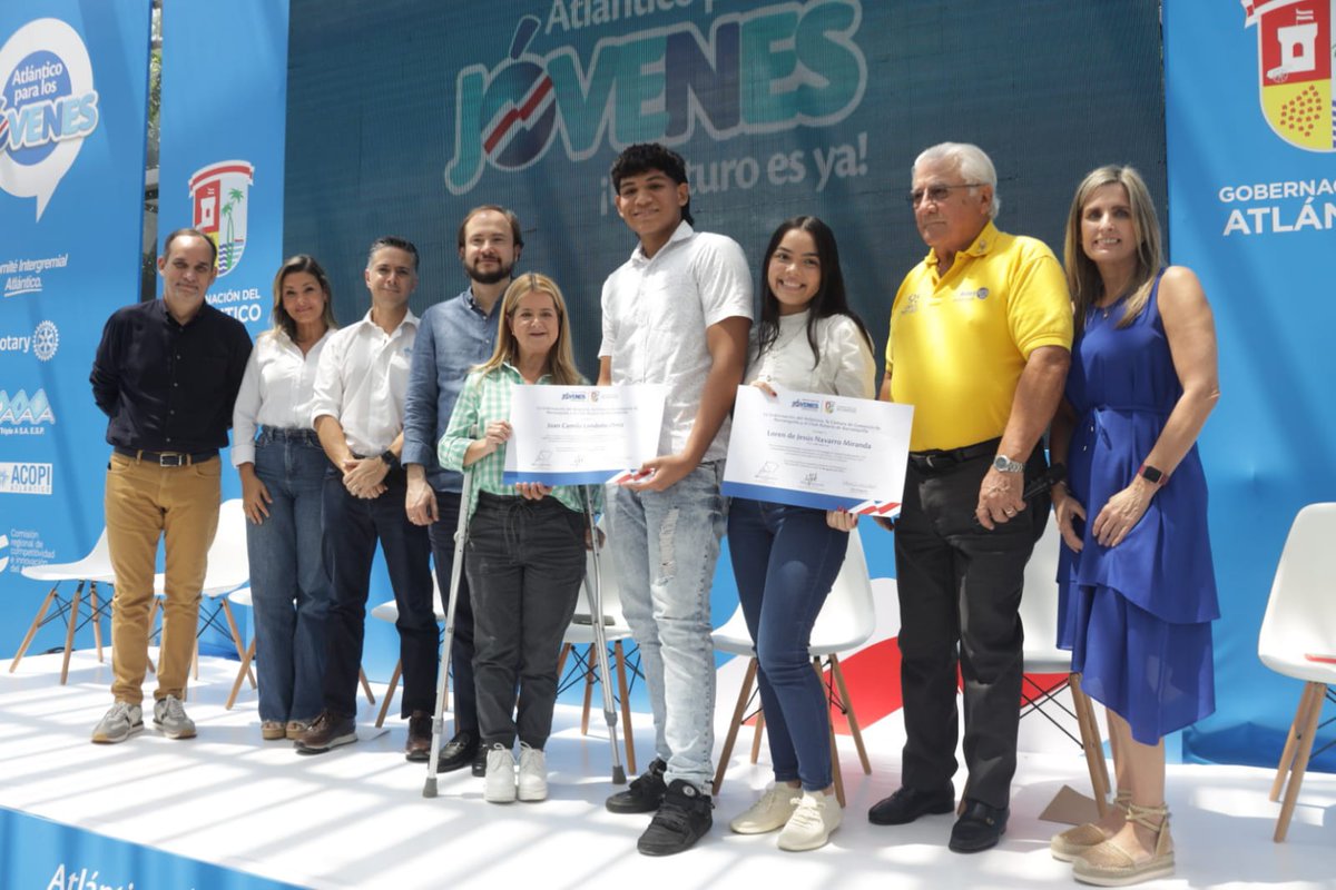 Gobatlantico's tweet photo. Así como Juan Camilo, 5⃣7⃣ jóvenes hacen realidad el sueño de ingresar a la educación superior. Gracias a nuestro programa #AtlánticoParaLosJóvenes y la alianza con instituciones educativas y empresas del Atlántico, otorgamos las primeras becas para su formación profesional. https://t.co/Mt8PYKmNU2