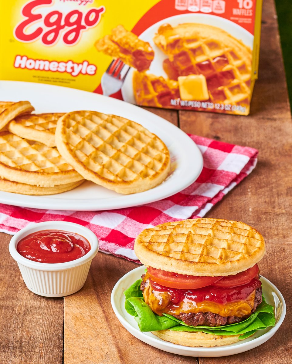 We all know what weekend grilling includes! Eggo waffle burgers, of course 😉