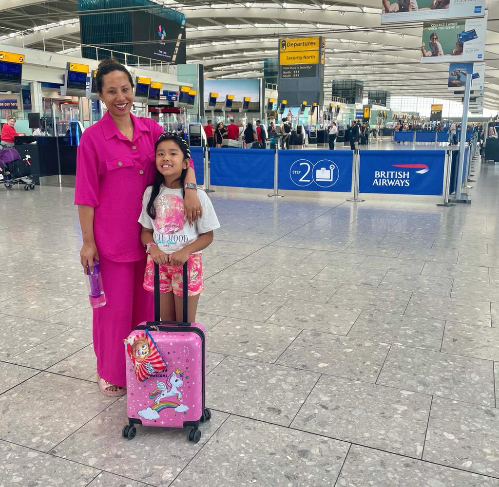 ashila_bhutia's tweet photo. So all set with my favourite travel partner to explore the length and breadth of the Incredible India. #connectingwithroots #wellbeing #happyholidays https://t.co/ZYwFp9sK5C