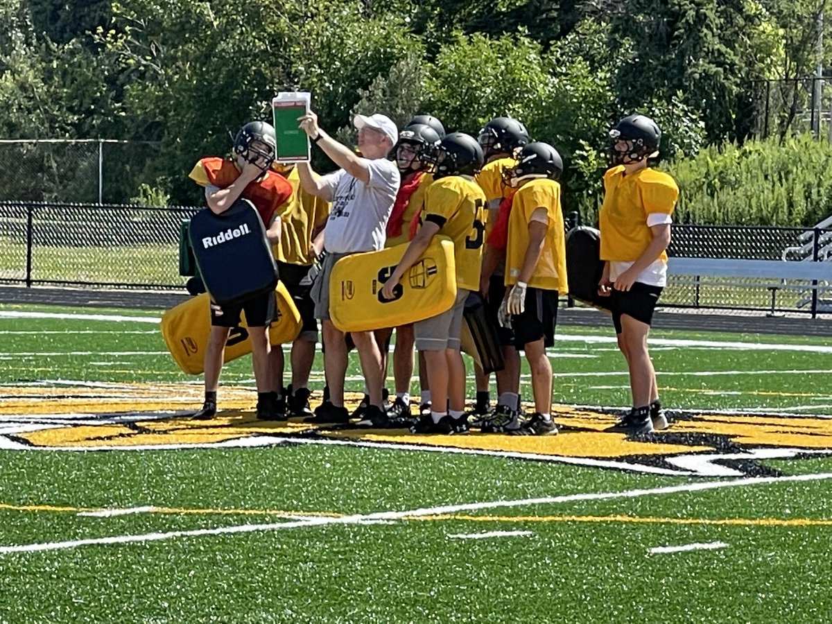 ETNreisenweber's tweet photo. Camp 21 is at Iroquois as Nick Copeland takes on the challenge of leading the Braves to a winning season and the playoffs. https://t.co/osfHpFXsqu