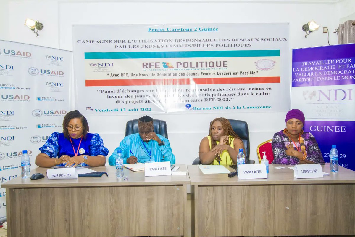 domani_dore_off's tweet photo. #REF_ @NDIGuinee
Une nouvelle génération de jeunes femmes politiques est possible à travers le mentorat...
⤵️À l'occasion j'ai adressée une " lettre à la jeune fille qui me lit en ce moment " que je partagerais avec vous.
📸 @GoumouPicture
#Kibaro #CIV225 #Tgtwittos https://t.co/dFXD8UfoHt