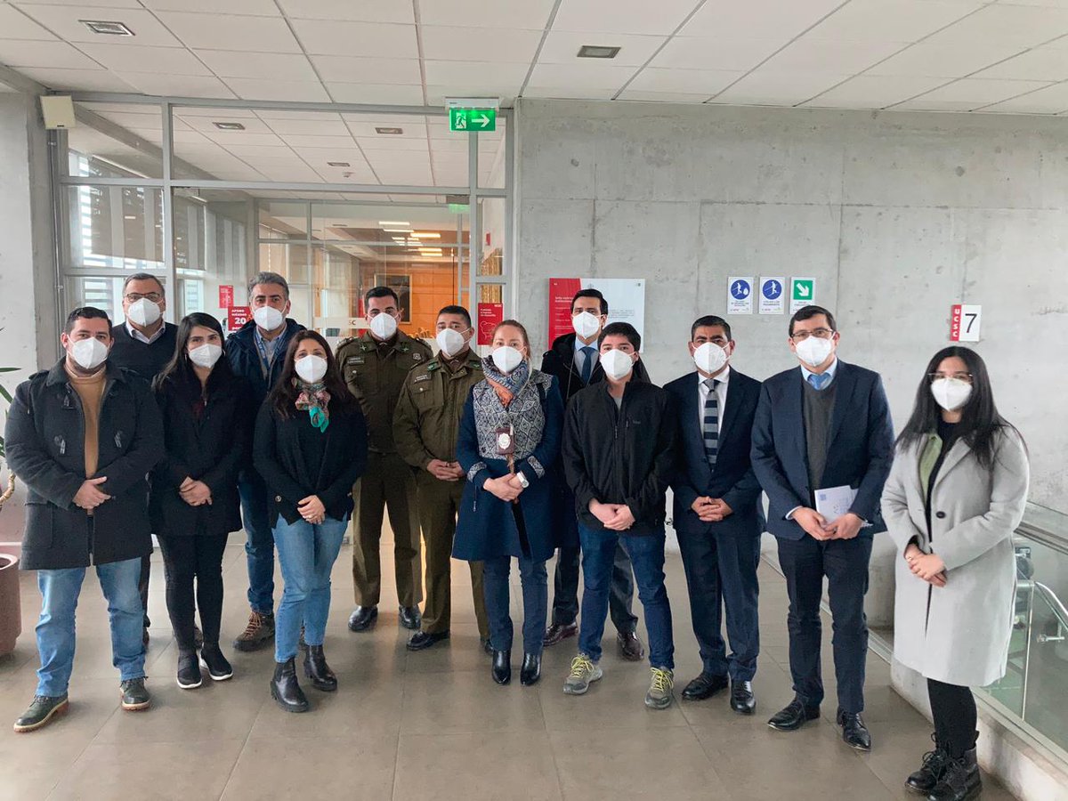 Una mesa de trabajo para abordar la seguridad y delitos al interior y exterior del #CampusSanAndrés, se realizó en la UCSC. En el encuentro participaron Carabineros, PDI, estudiantes, la Oficina de Seguridad Publica de Concepción y la Delegación Municipal de Barrio Norte.