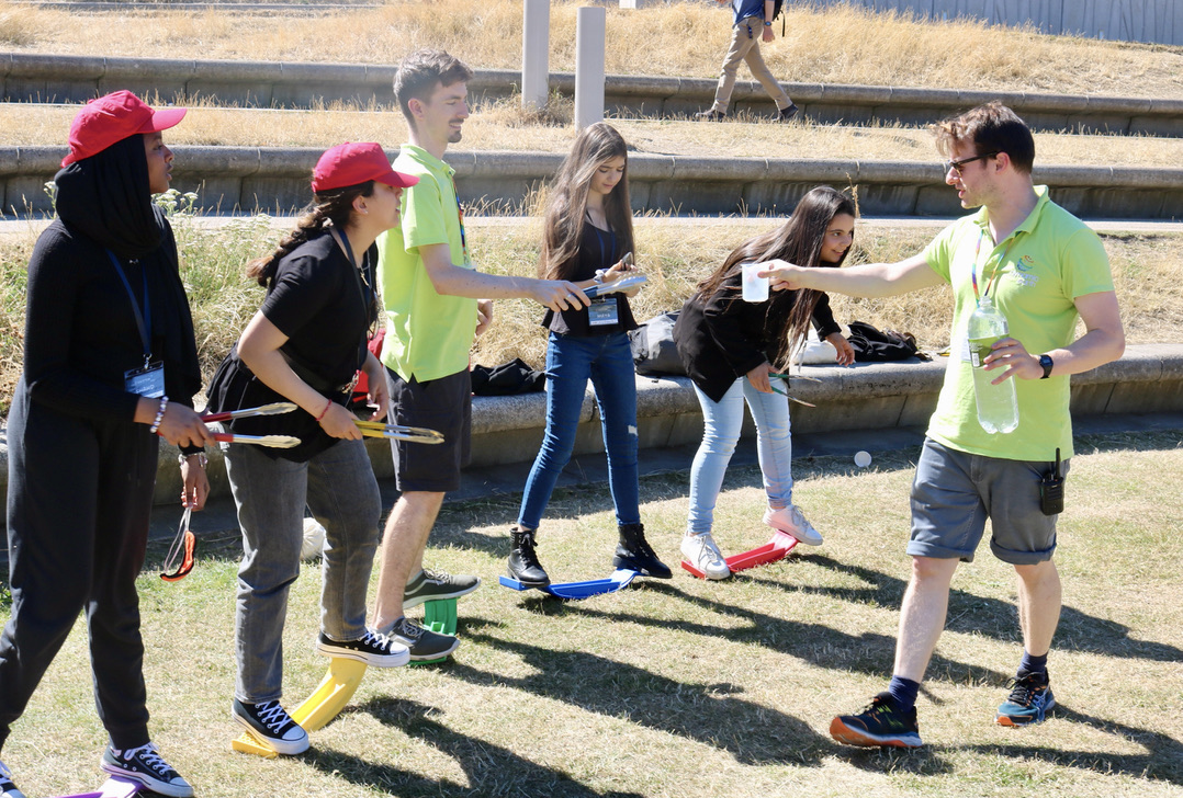 Woo! We've just finished day 2 of our summer Connect Camp as part of our #Ingenious New Scots youth group with <a href="/MCFB1/">MCFB</a> &amp; <a href="/ourdynamicearth/">Dynamic Earth</a>

Been busy meeting lots of different engineers &amp; exploring drones, cars, chocolate bridges &amp; the deep sea - bring on the family day tomorrow!