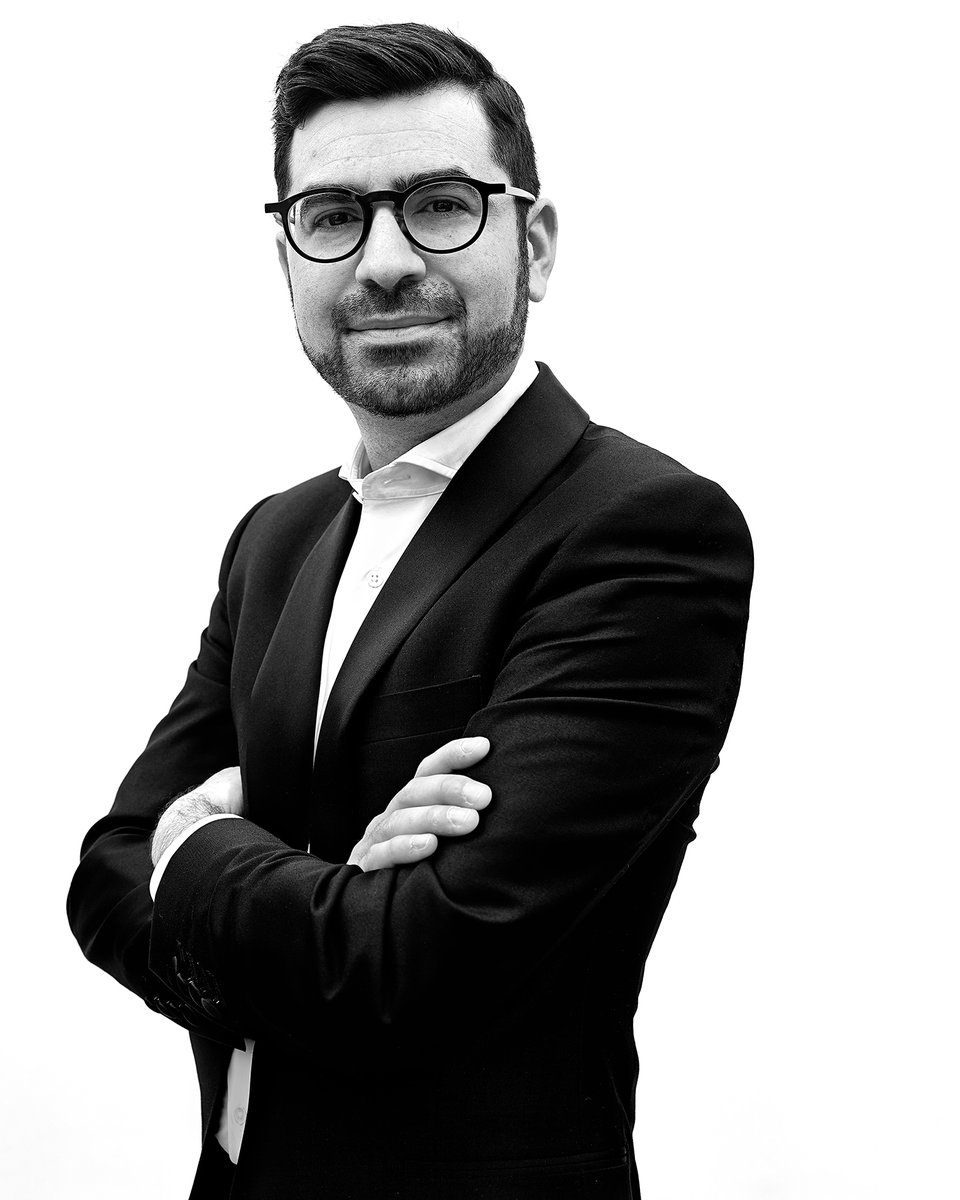 Don't miss the Wichita Symphony Orchestra on tonight's Classics in Concert! Tonight's Masterworks concert is called "Back 2 Brahms" featuring pianist Michael Brown playing his own "Concerto for Piano and Strings" and more. Don't miss the show at 7 after the news! 📸: Bill Wadman