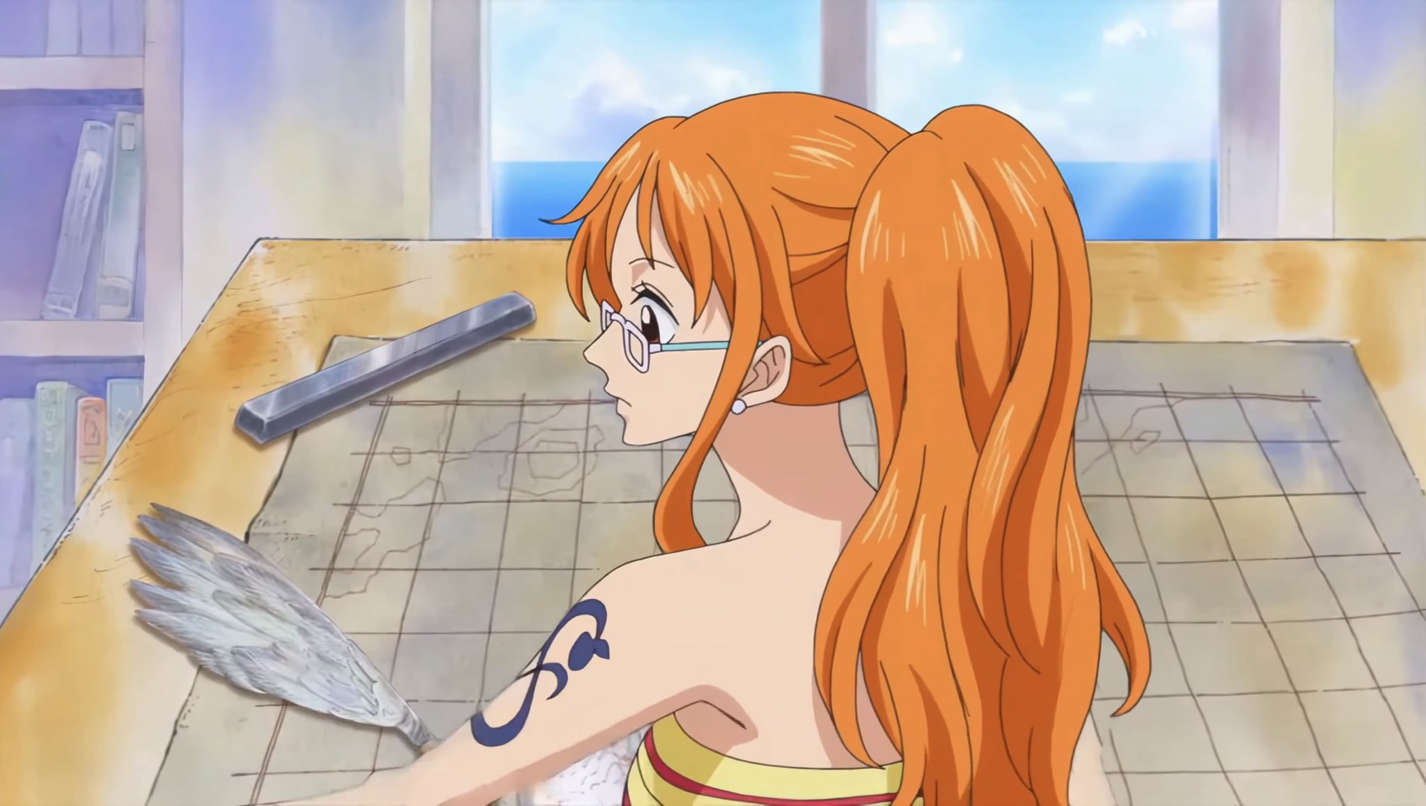 Nami uses glasses??? : r/OnePiece